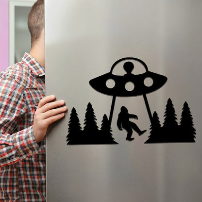 Alien Encounter – Bigfoot Magnet