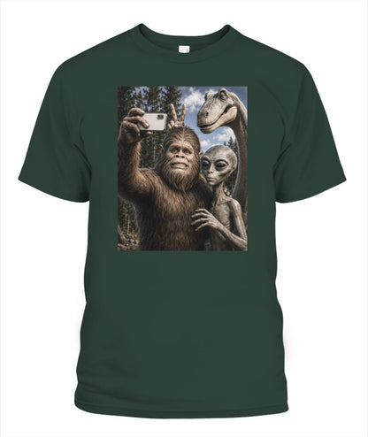 Legendary Creatures Selfie – Retro Outdoor Humor Tee