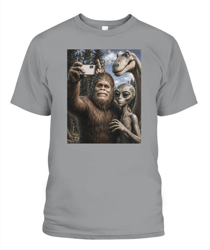 Legendary Creatures Selfie – Retro Outdoor Humor Tee