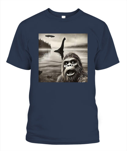Loch Ness Witness – Bigfoot Selfie Shirt